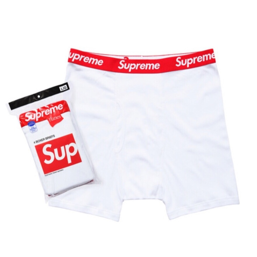 Supreme®️/Hanes